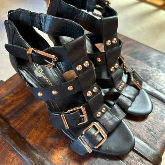 BCBGENERATION Generation Black Fizzy City Strappy Sandals – 7 - Picture 6 of 16